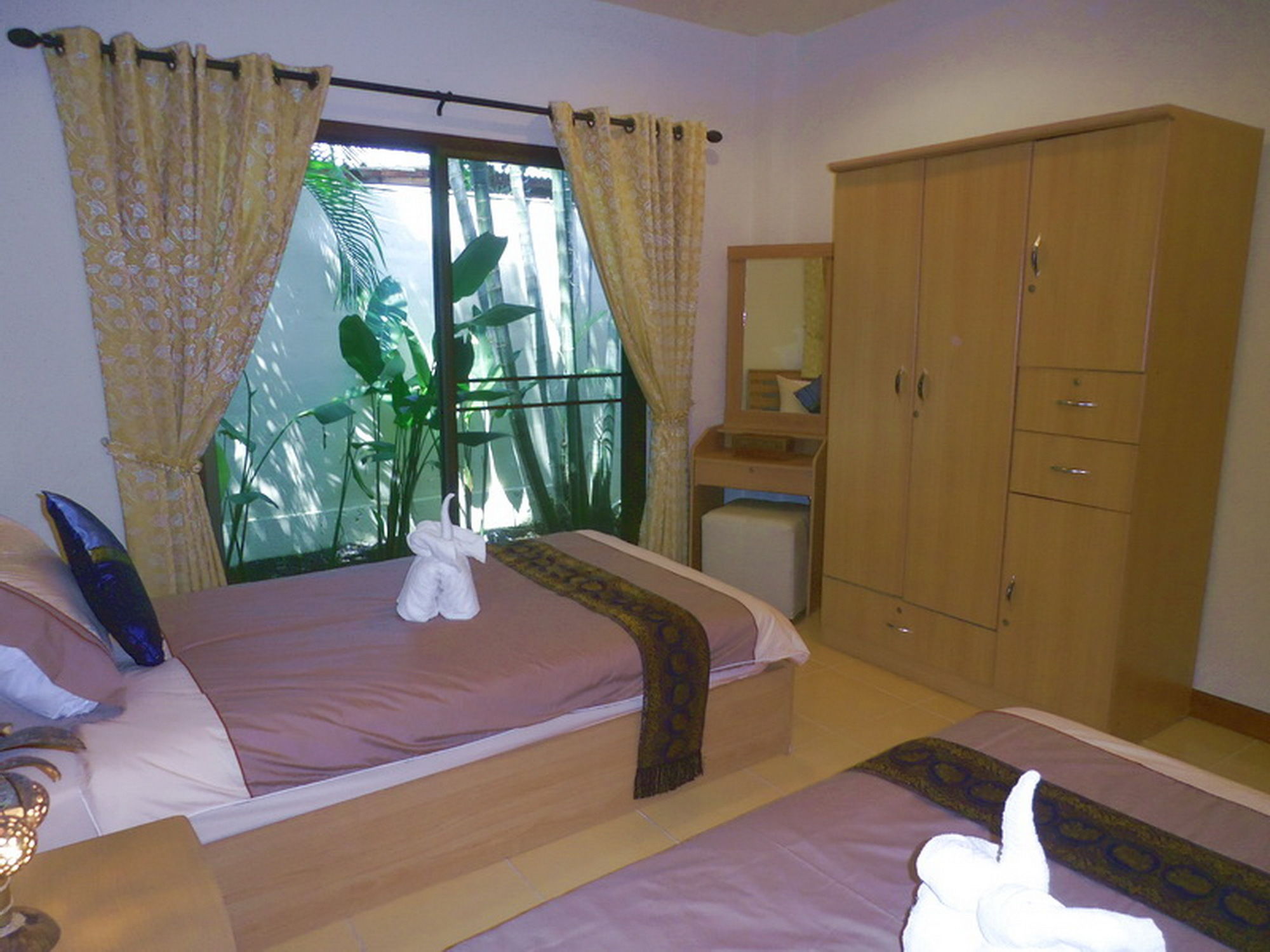 Coconut Paradise Holiday Villas