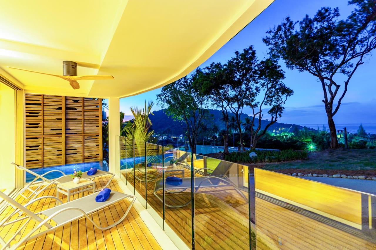 Crest Resort & Pool Villas