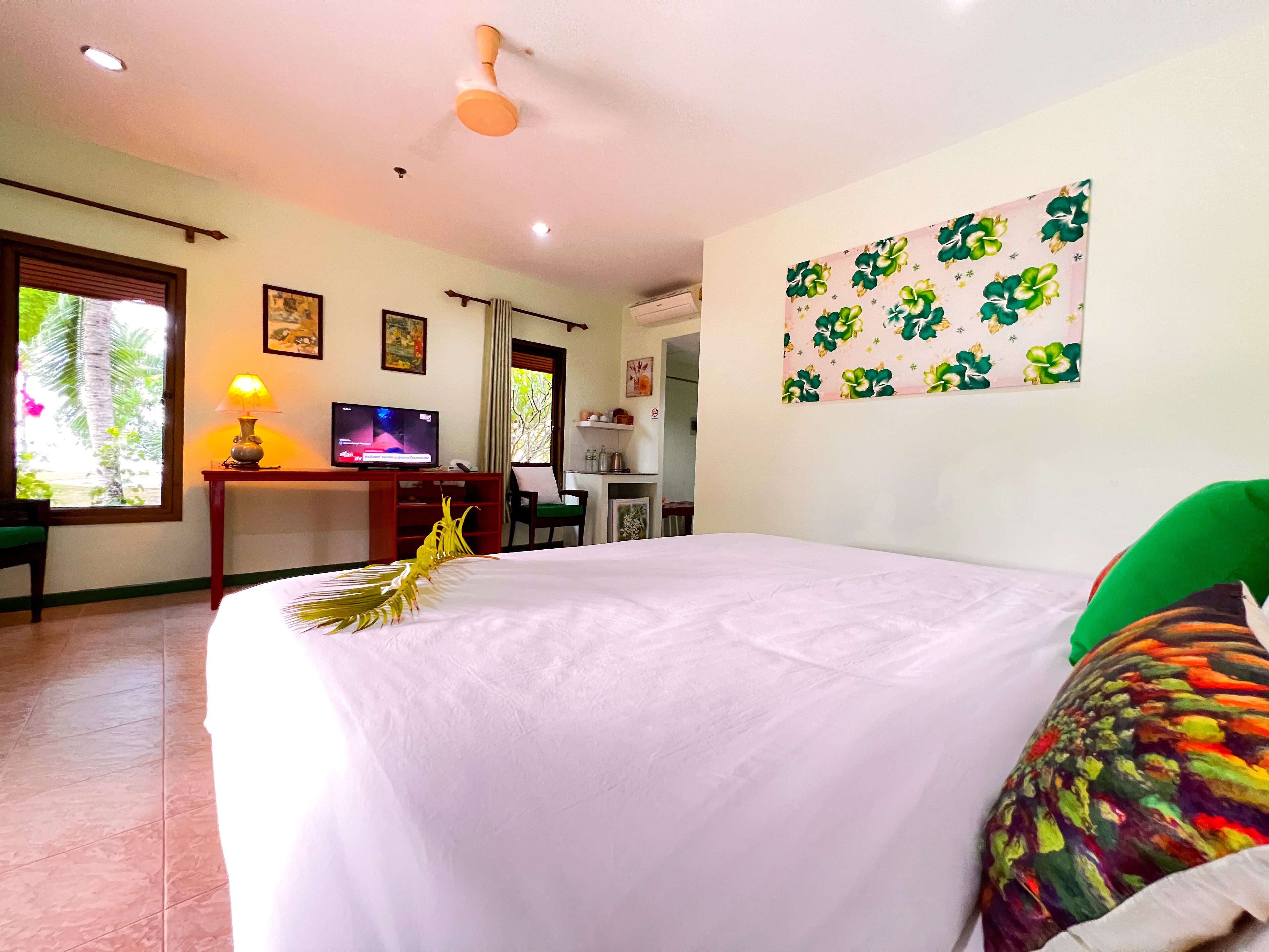 Cruiser Island Resort