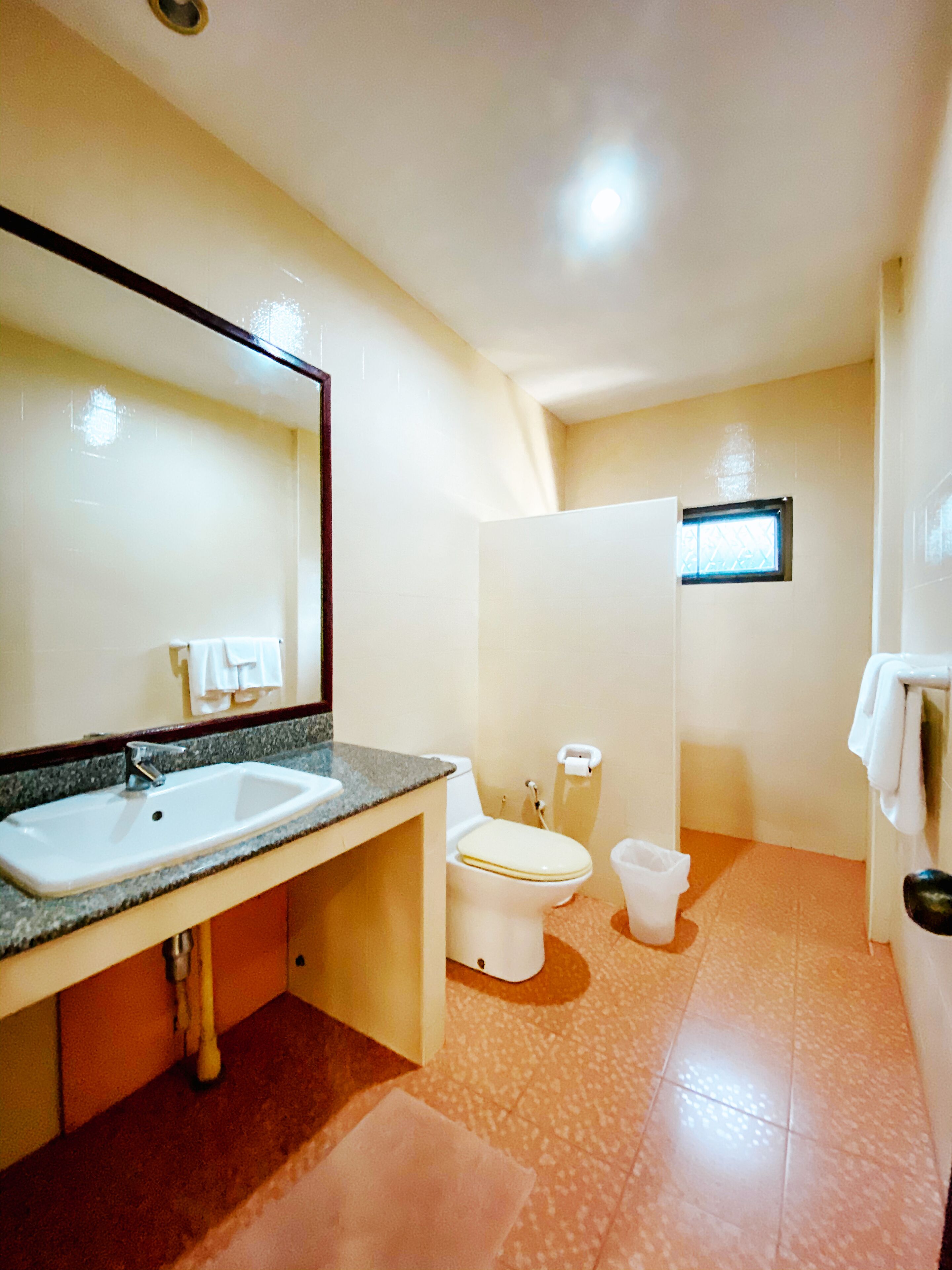 Cruiser Island Resort