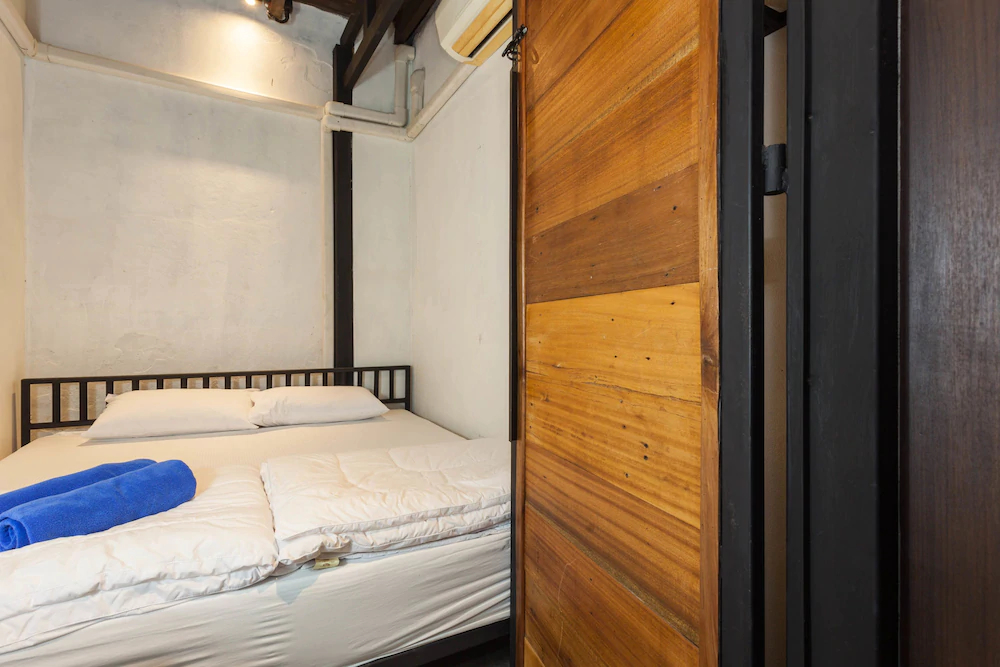 Feel Good Hostel