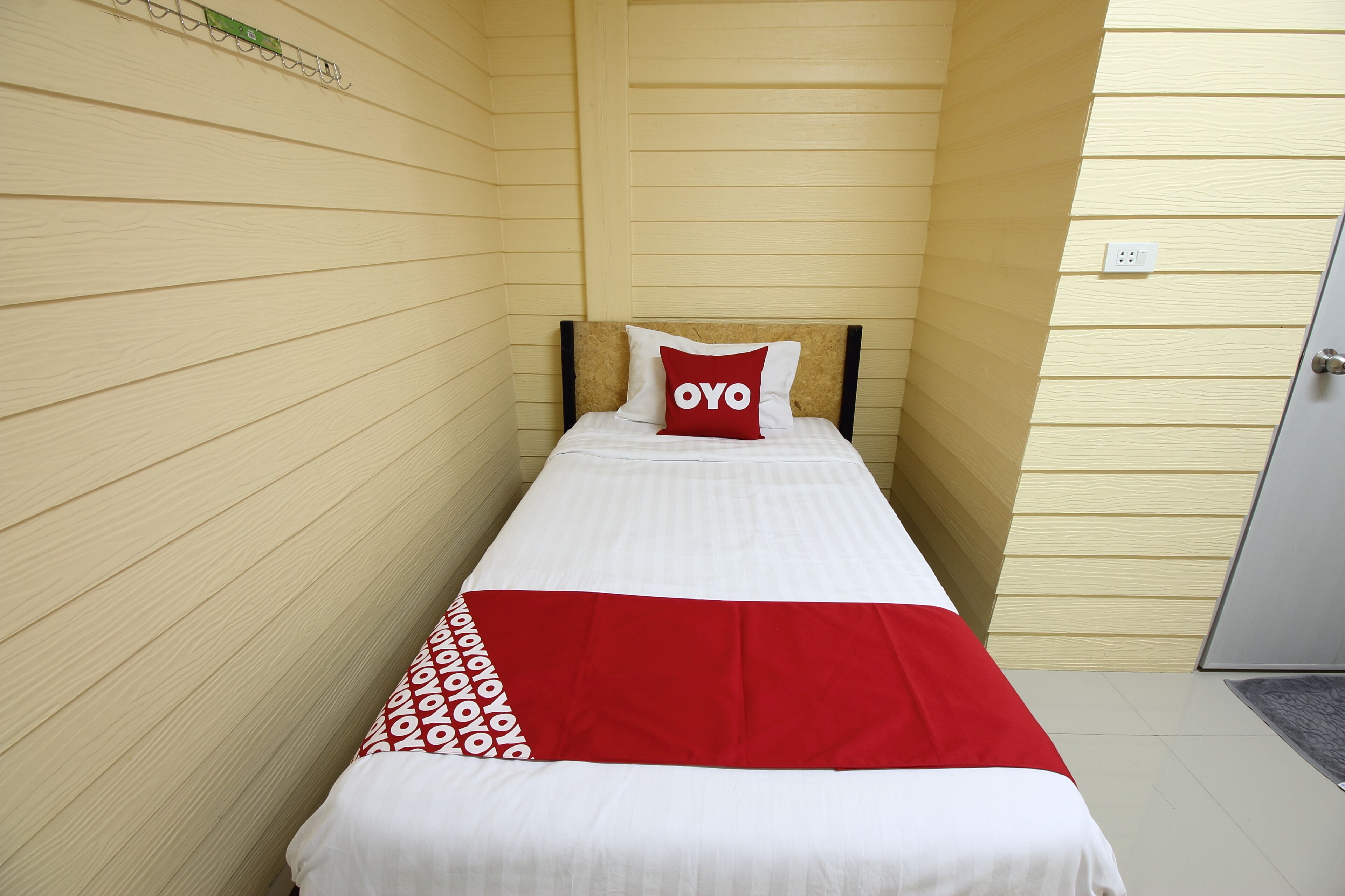 Frame Residence by OYO Rooms