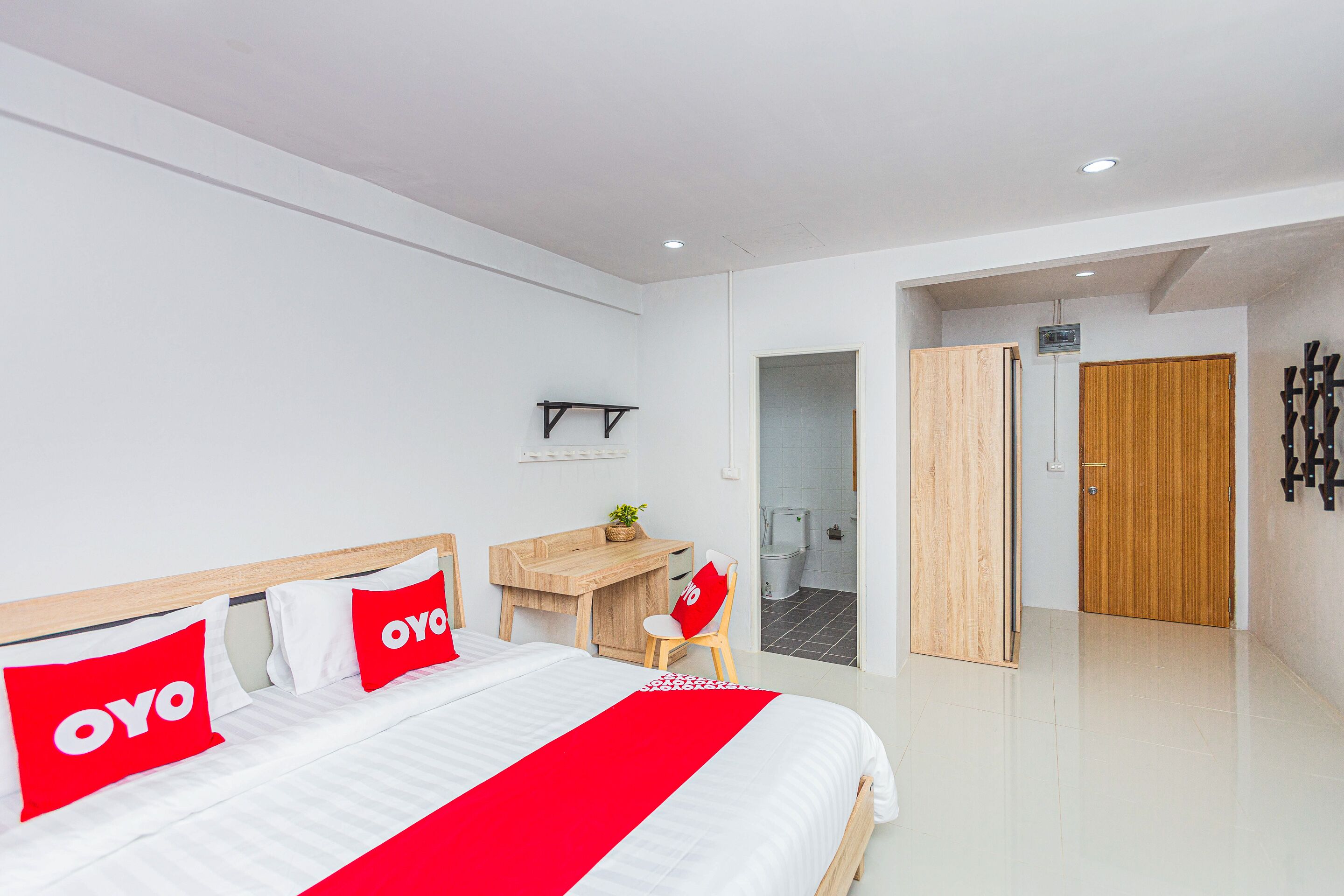 Frame Residence by OYO Rooms