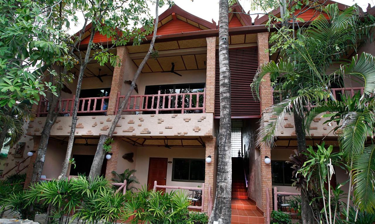 Friendship Beach Resort & Atmanjai Wellness Spa