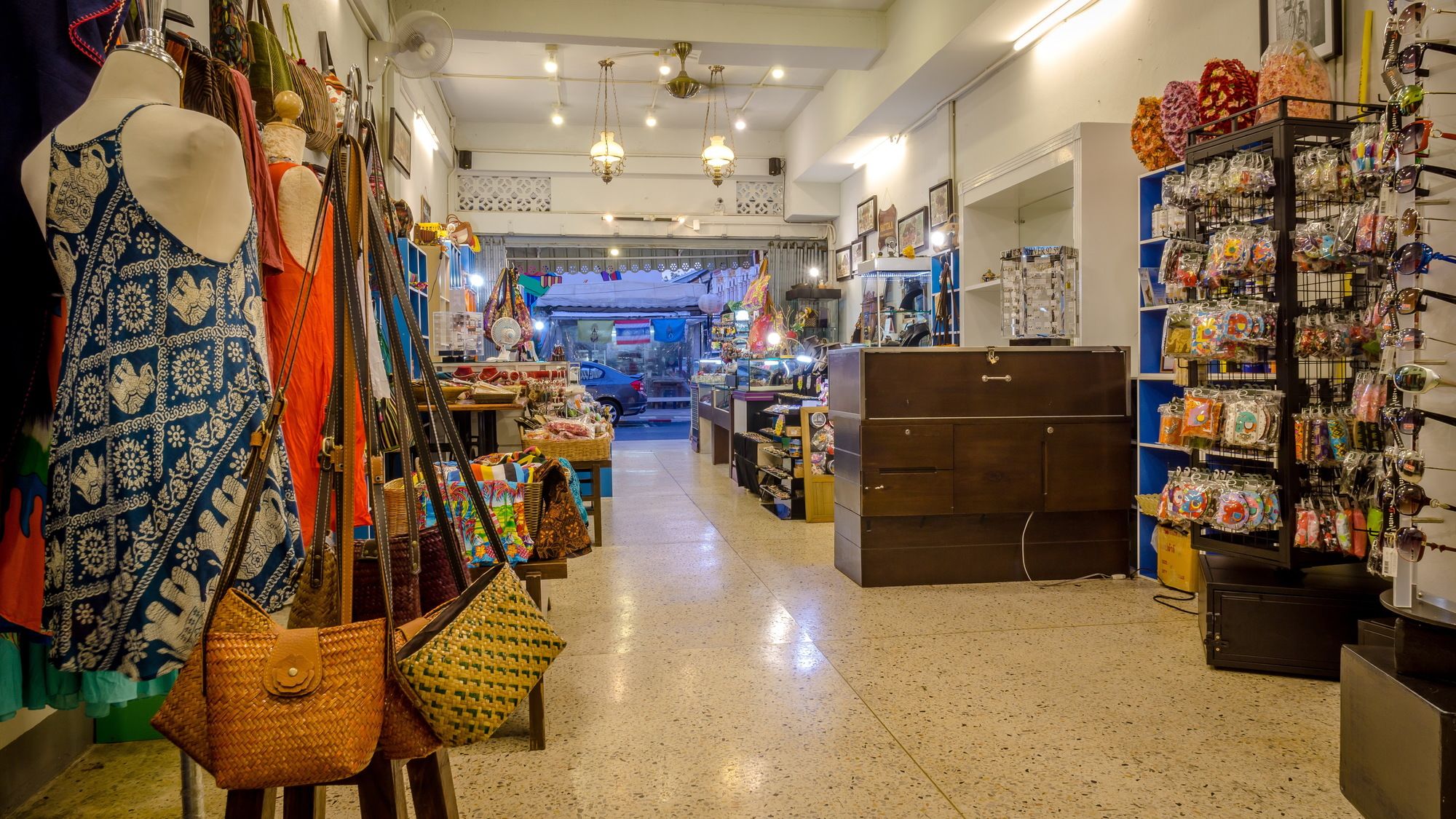 Gotum Hostel & Restaurant 2