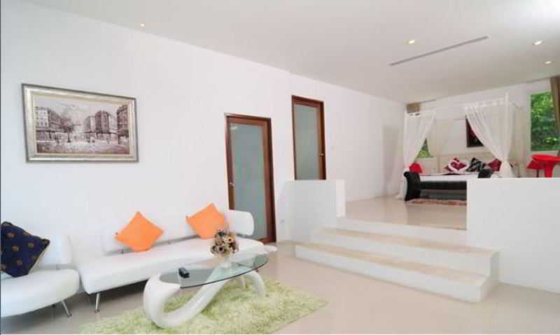 Grand Bleu Ocean View Pool Suite