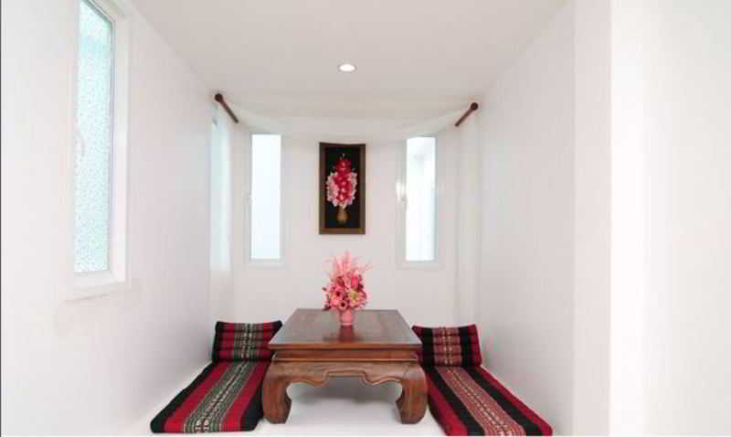 Grand Bleu Ocean View Pool Suite