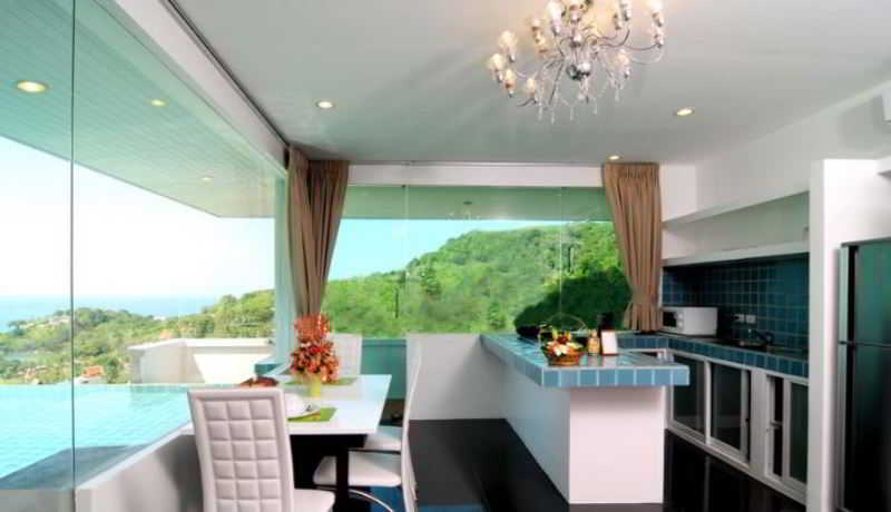 Grand Bleu Ocean View Pool Suite