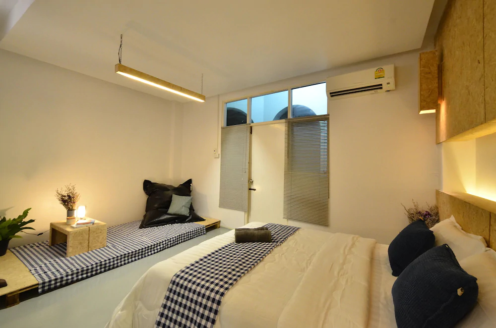 Hugger Hostel