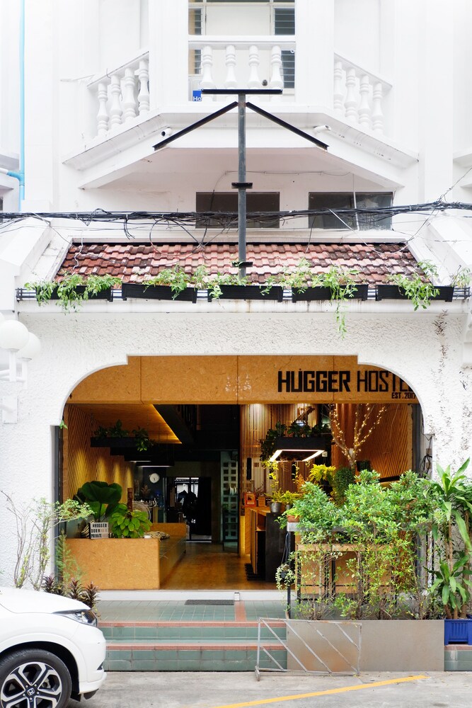 Hugger Hostel