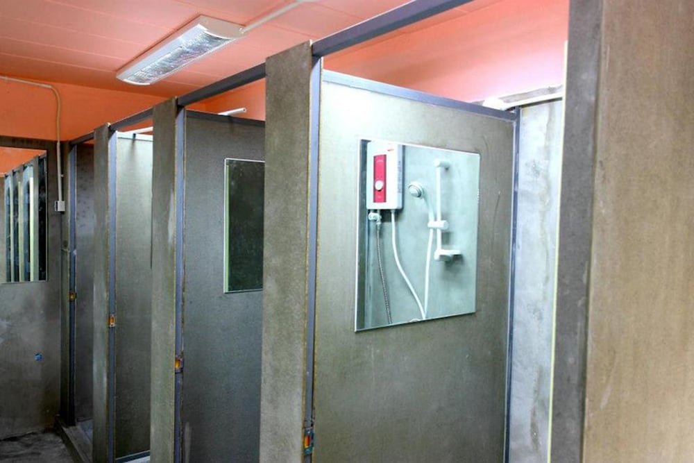 I Hostel by OYO Rooms
