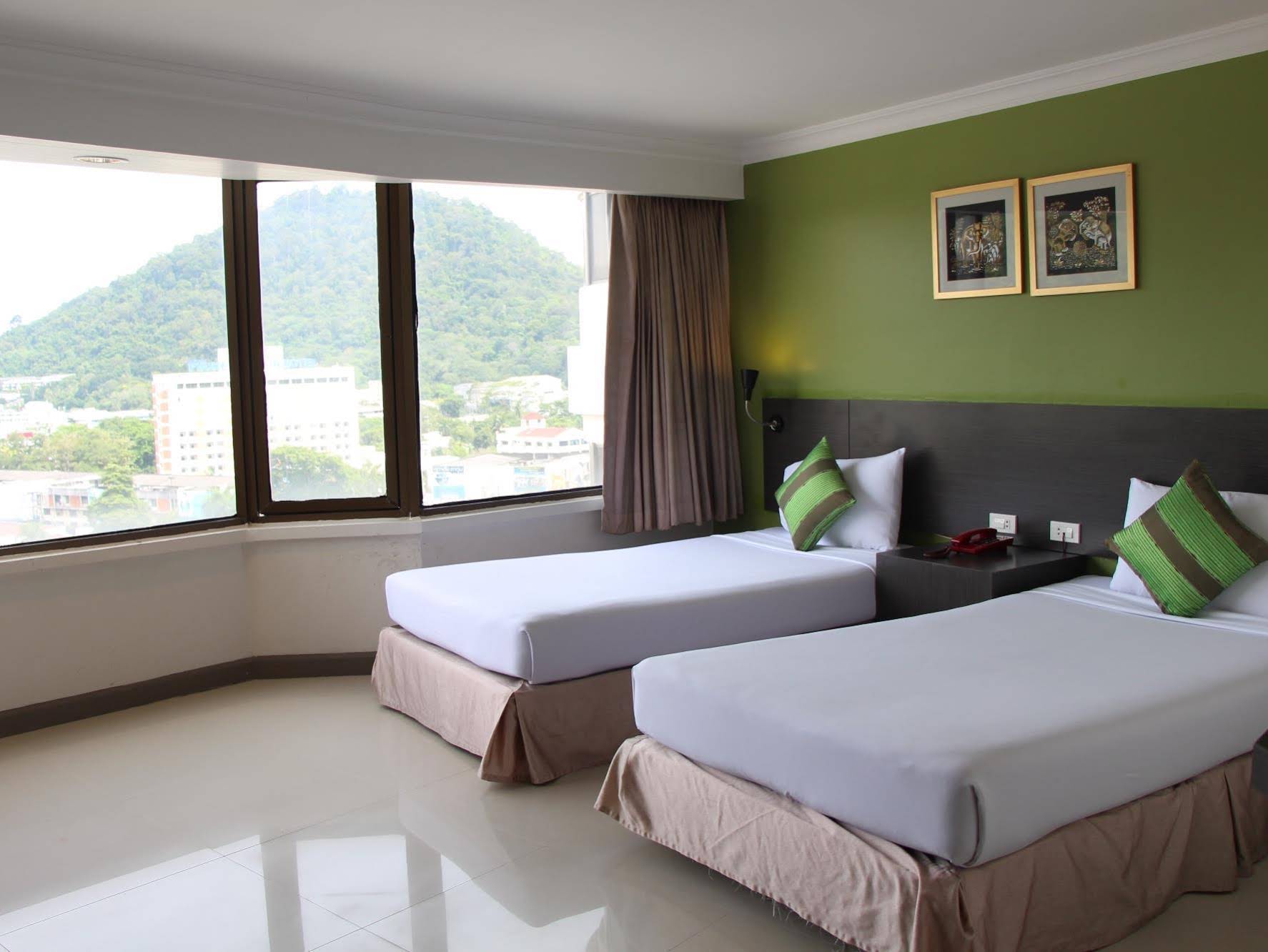 i Pavilion Phuket Hotel