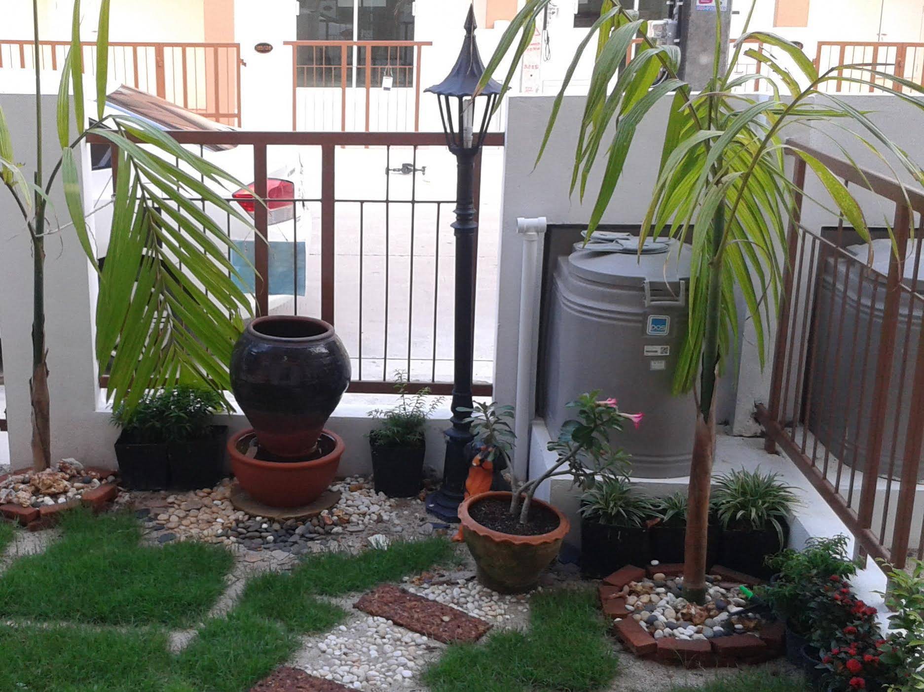 I Town Home Private House