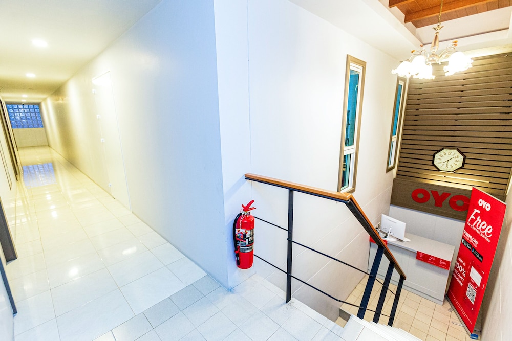 Jomthong Mansion by OYO Rooms