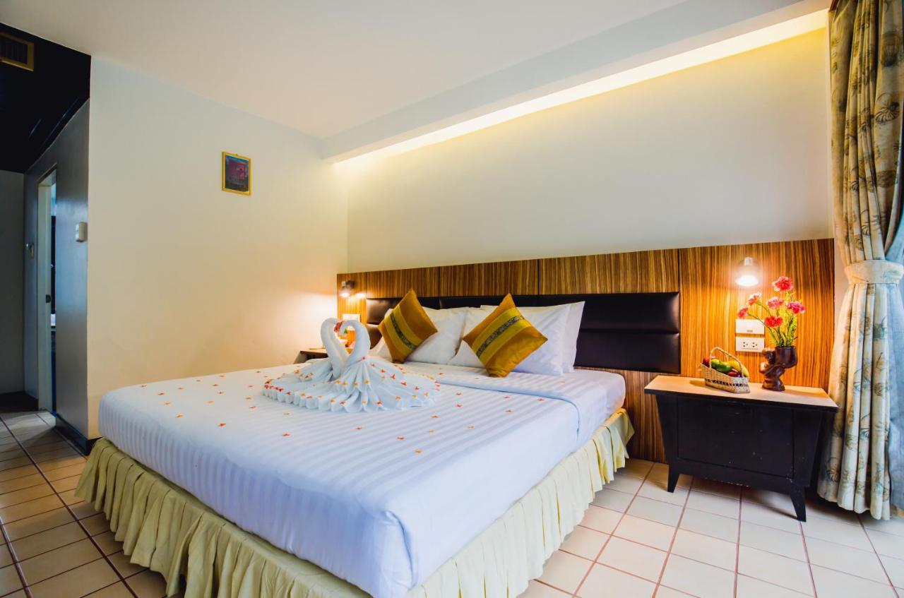 Karon Whale Resort Phuket