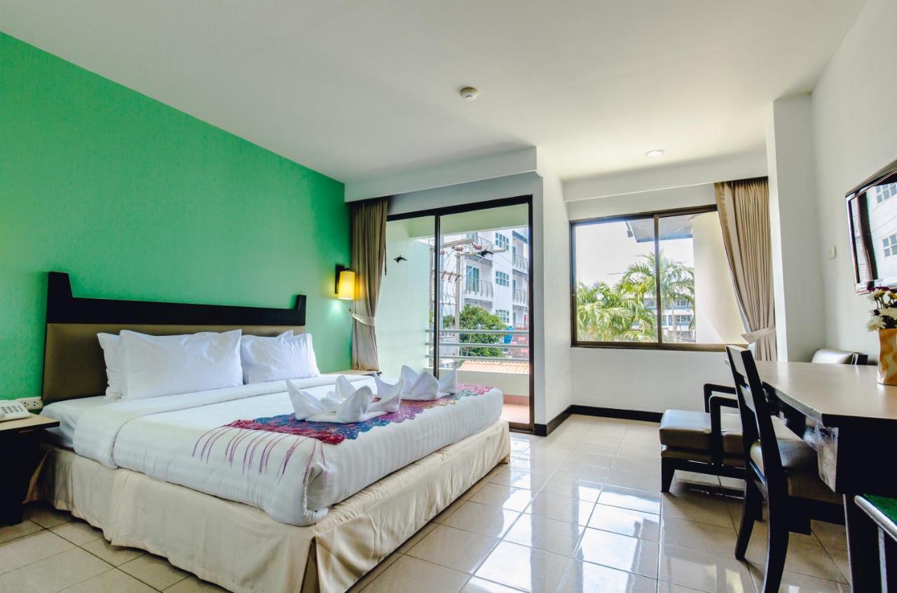 Karon Whale Resort Phuket