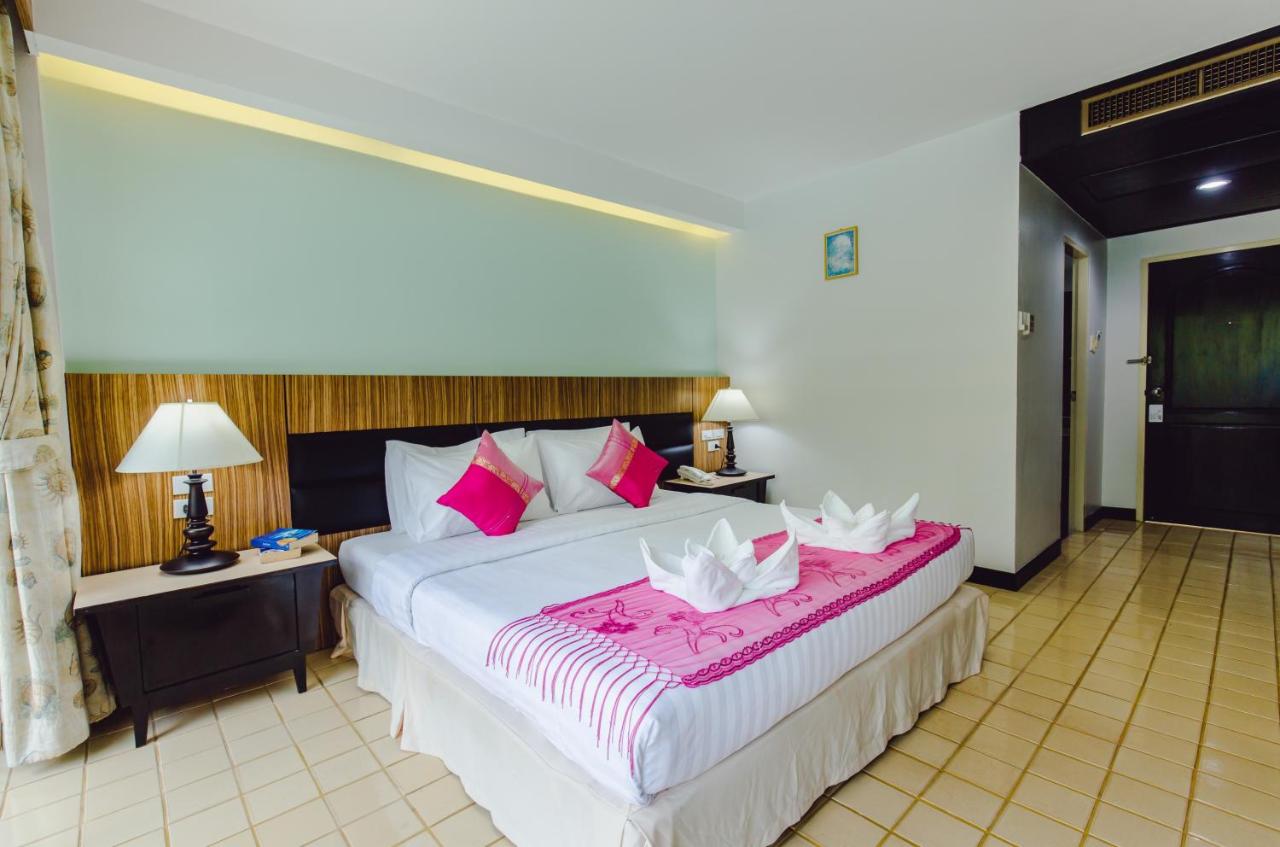 Karon Whale Resort Phuket