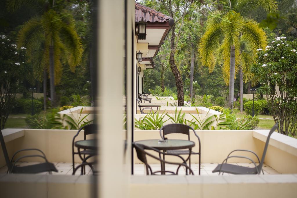 Isara Nai Yang Resort