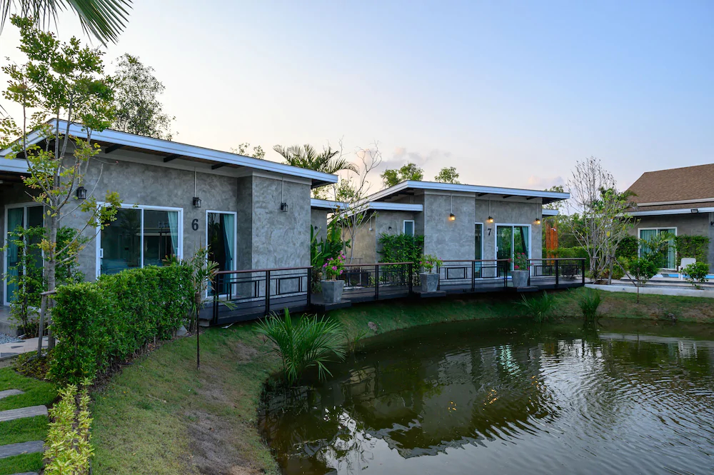 Loftpical Resort