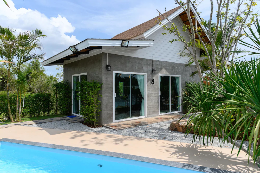 Loftpical Resort