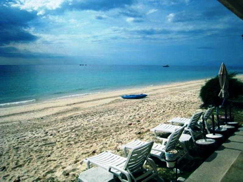 Maiton Private Island