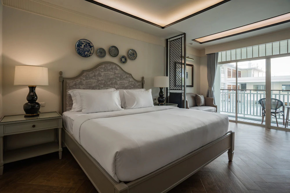 Marina Gallery Resort Kacha Kalim Bay