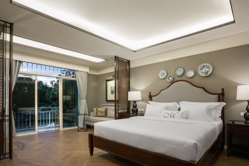 Marina Gallery Resort Kacha Kalim Bay