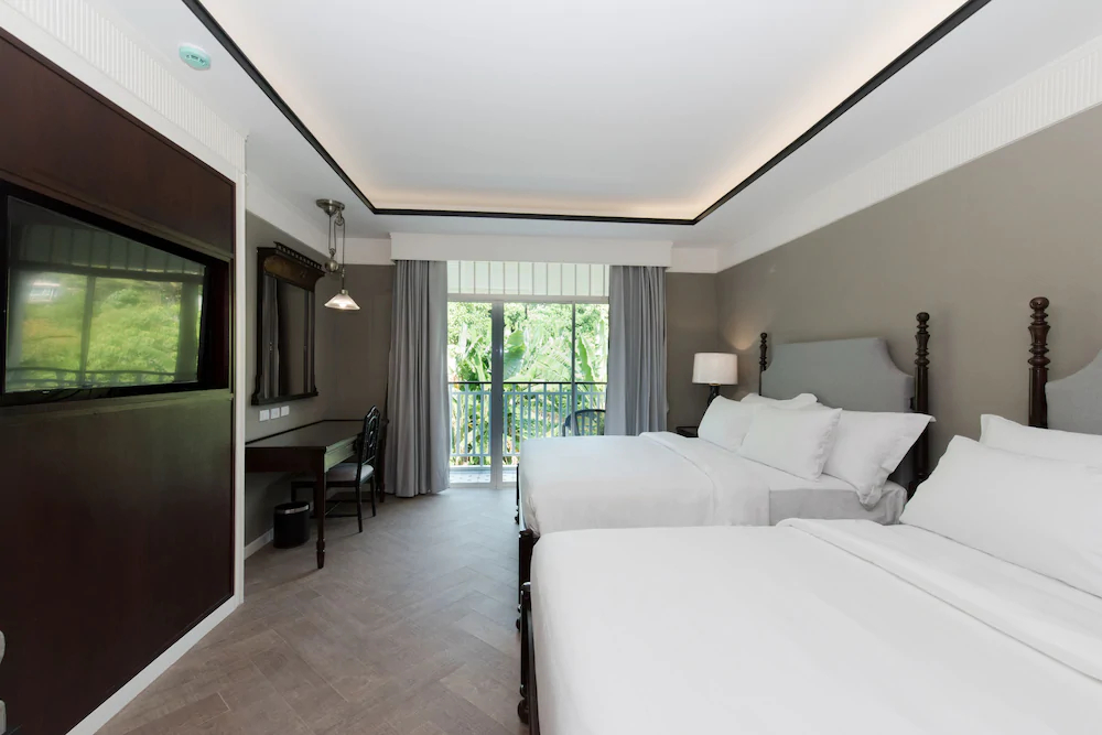 Marina Gallery Resort Kacha Kalim Bay