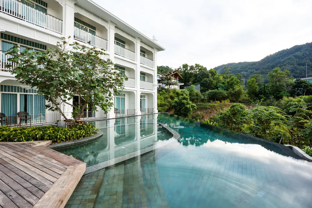 Marina Gallery Resort Kacha Kalim Bay