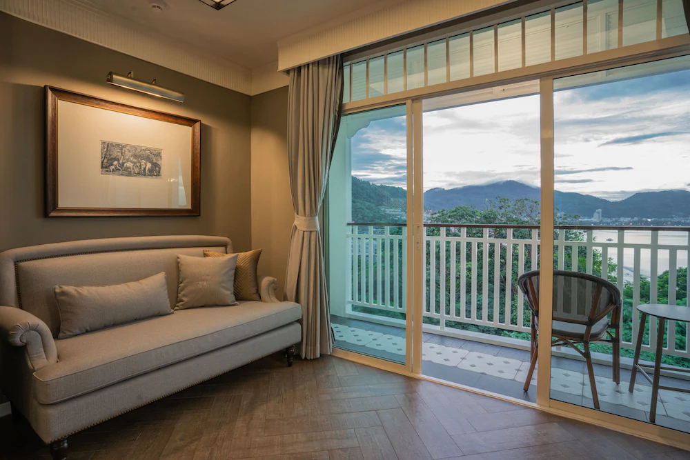 Marina Gallery Resort Kacha Kalim Bay