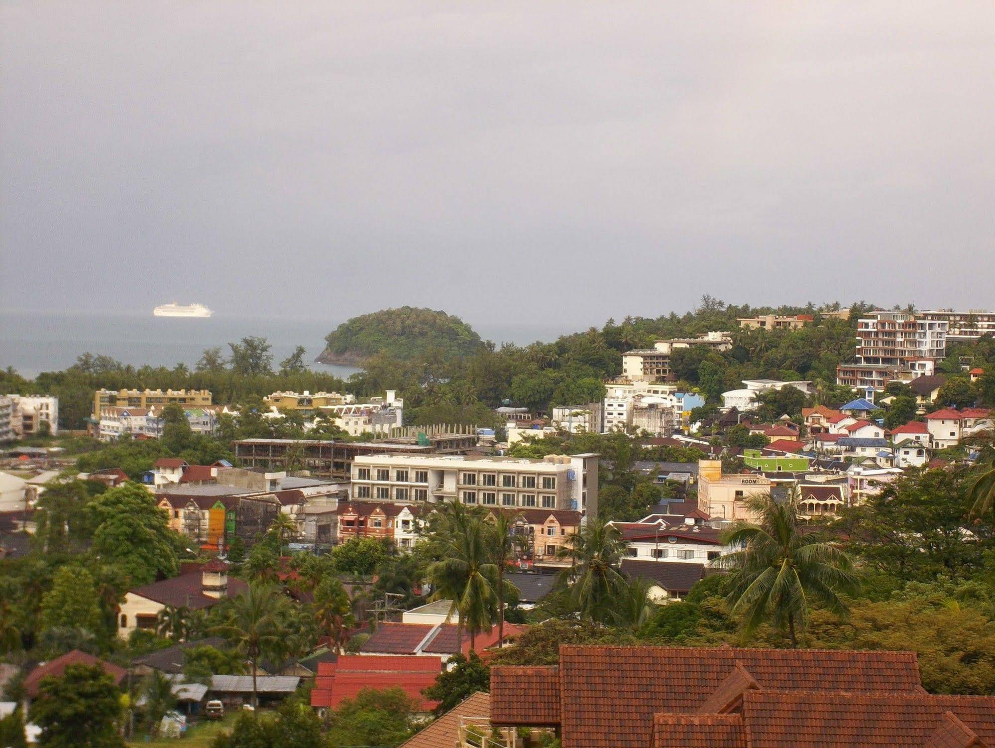 Mountain Seaview Luxury Apartments