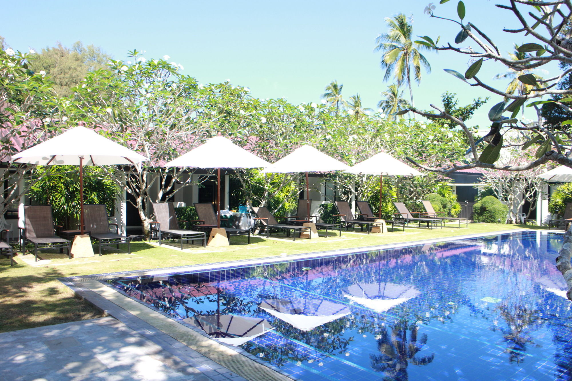 Nai Yang Beach Resort