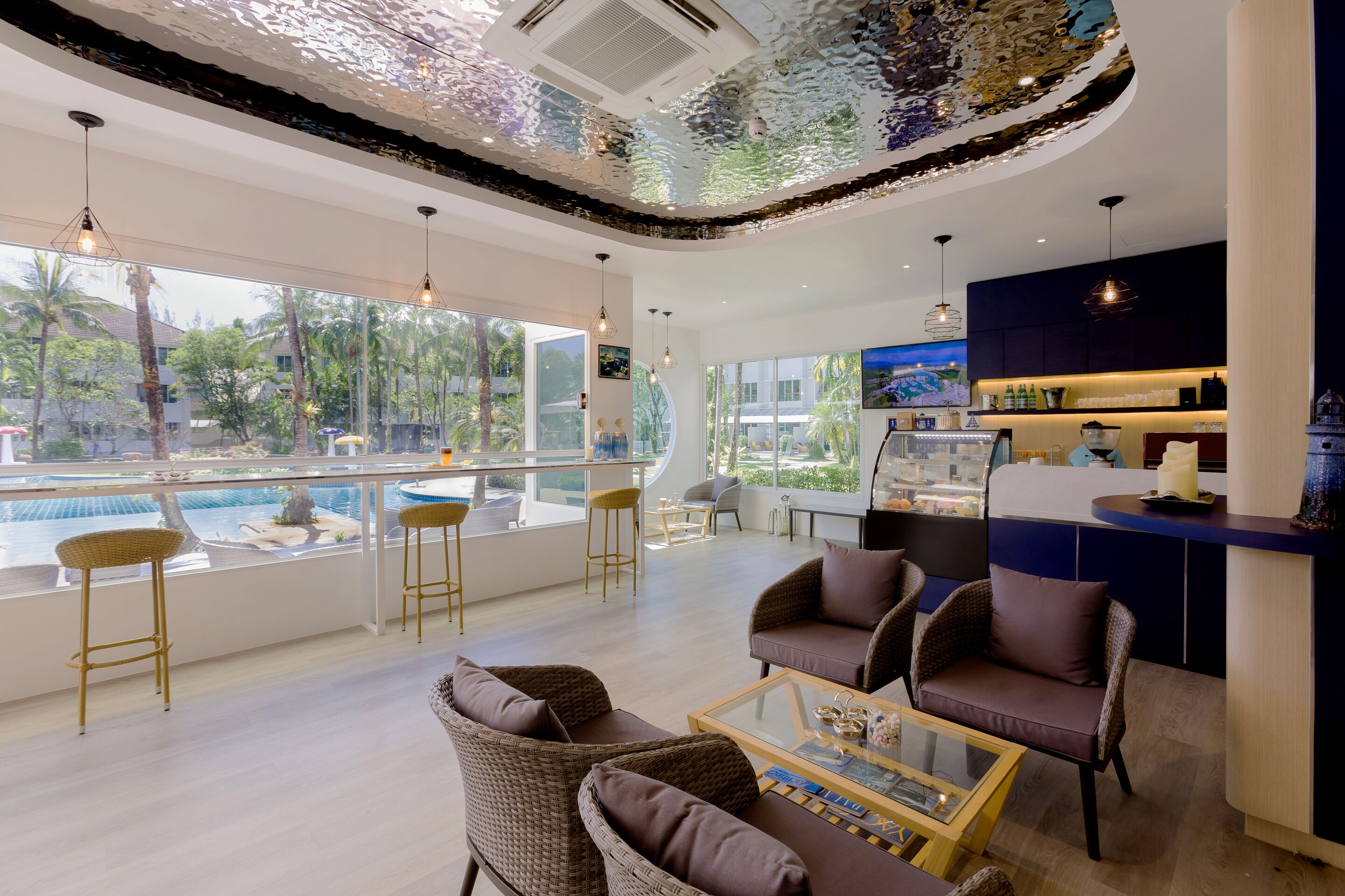 NH Boat Lagoon Phuket Resort