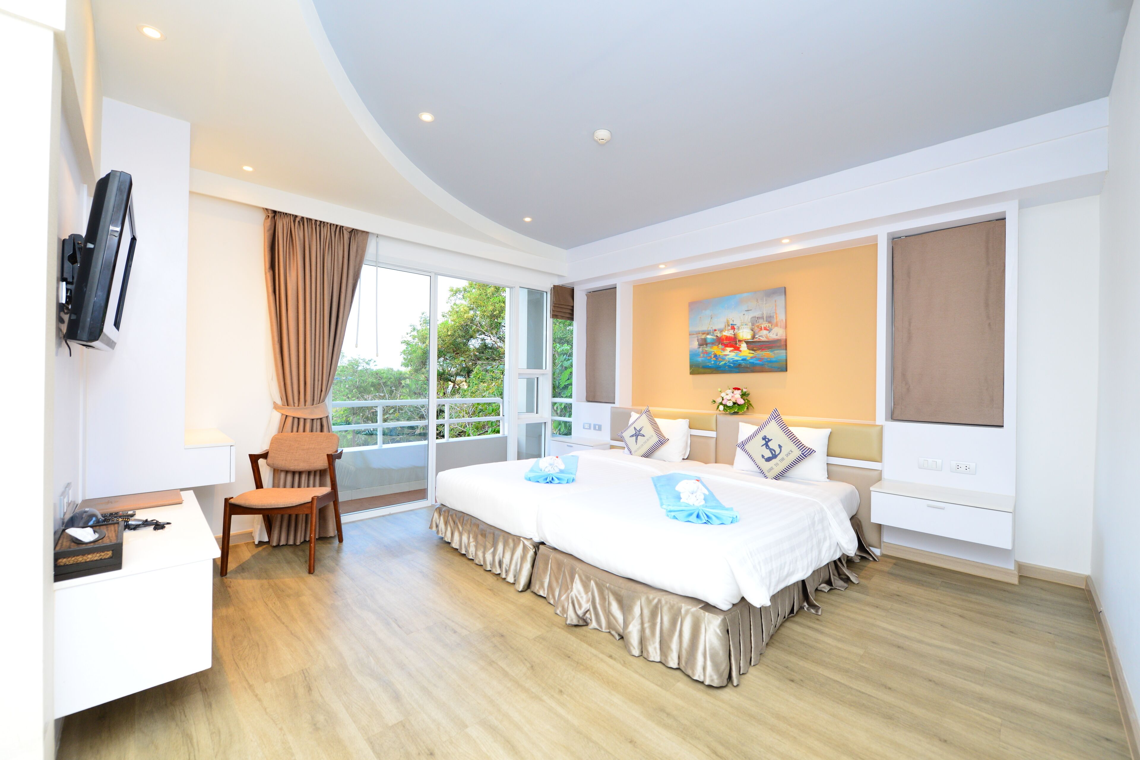 NH Boat Lagoon Phuket Resort