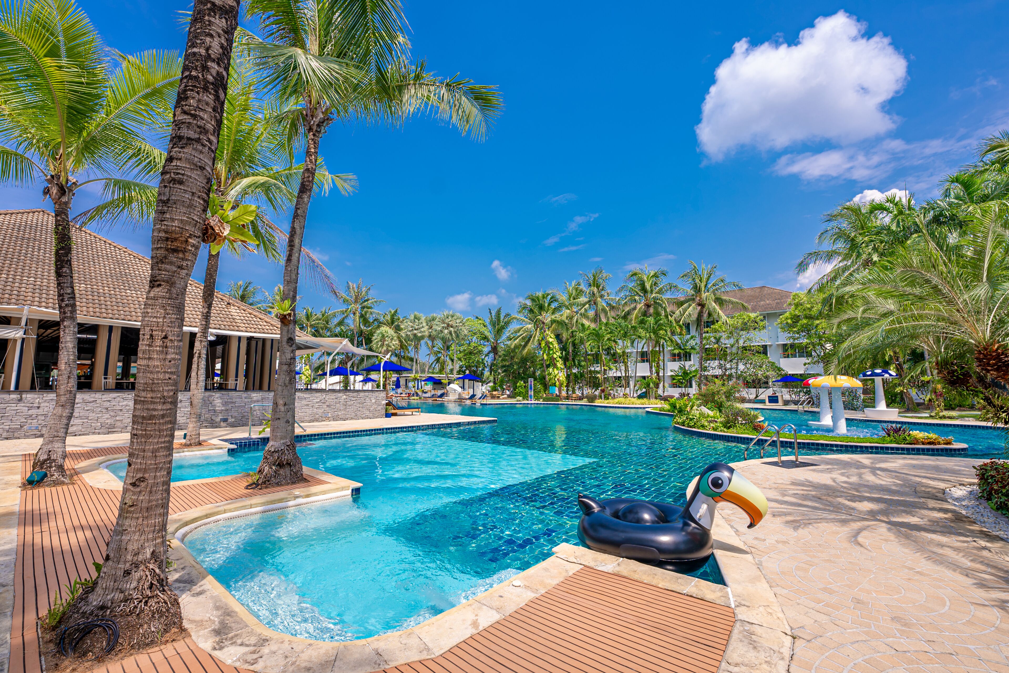 NH Boat Lagoon Phuket Resort