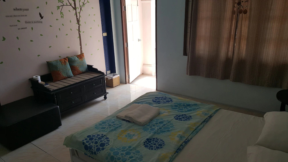 Phuket Blue Hostel