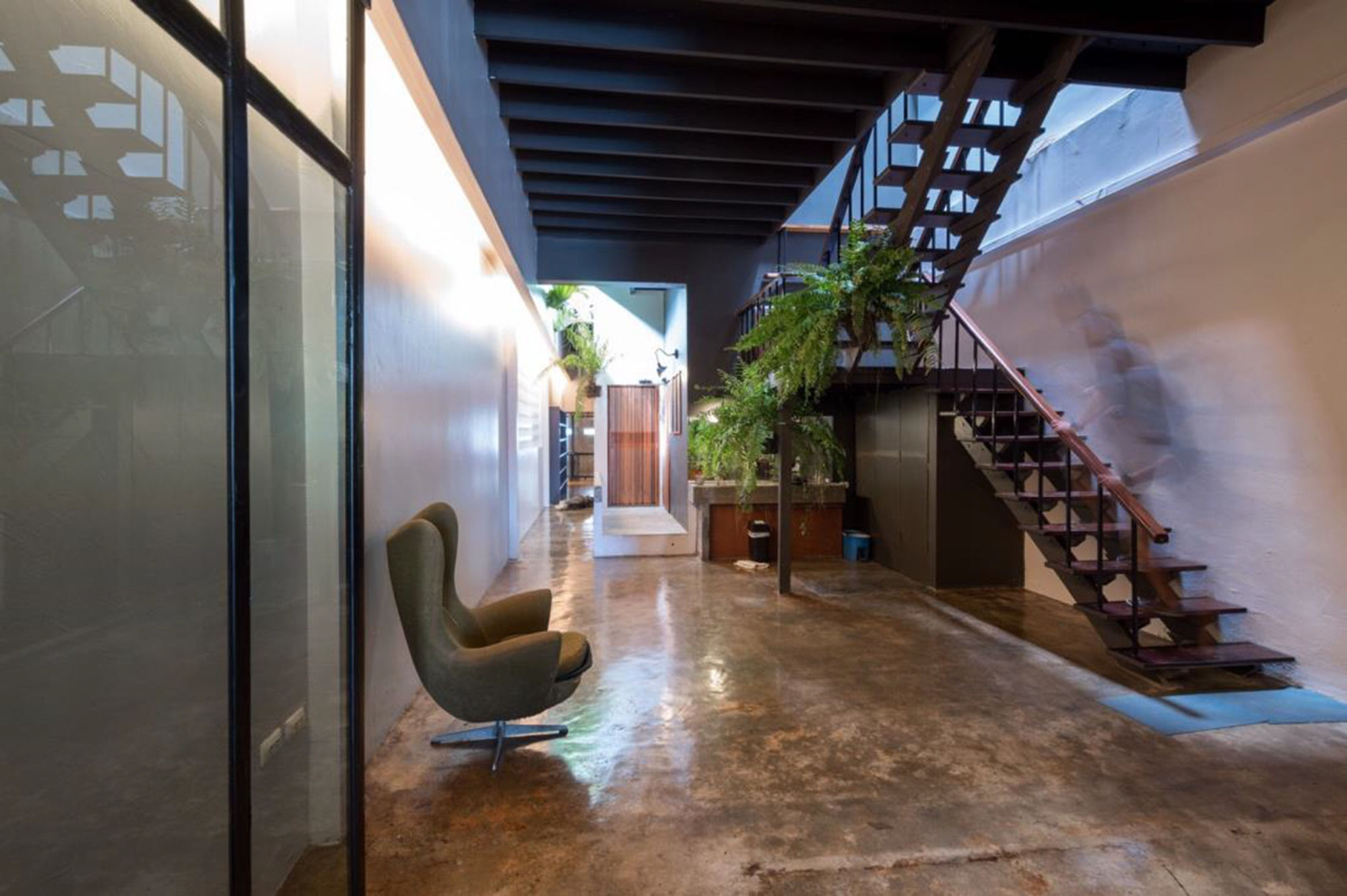 Phuket Capsule Hiden Pool Bar