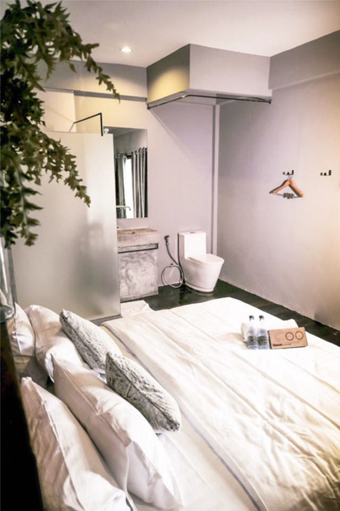 Phuket Capsule Hiden Pool Bar