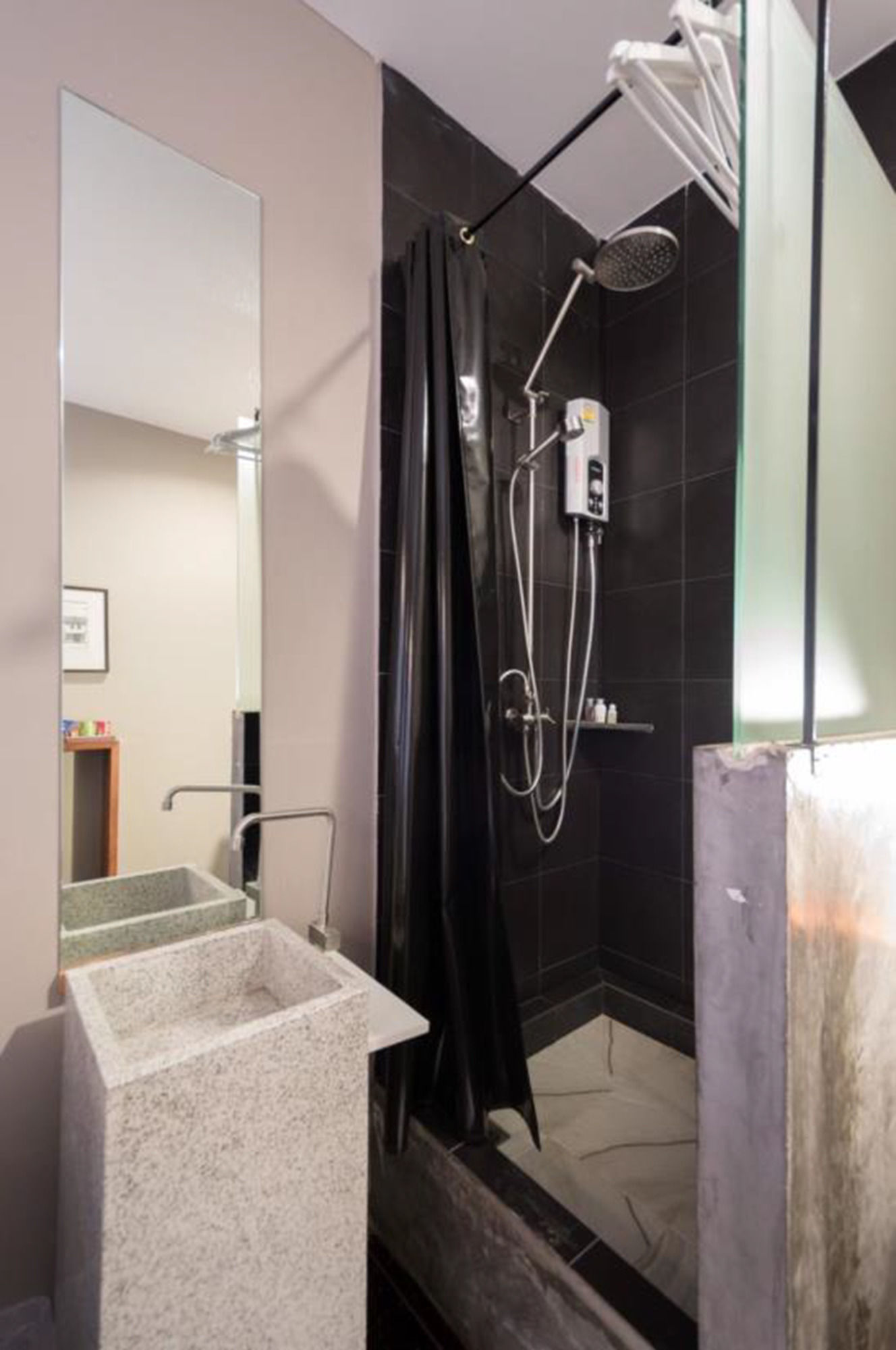 Phuket Capsule Hiden Pool Bar