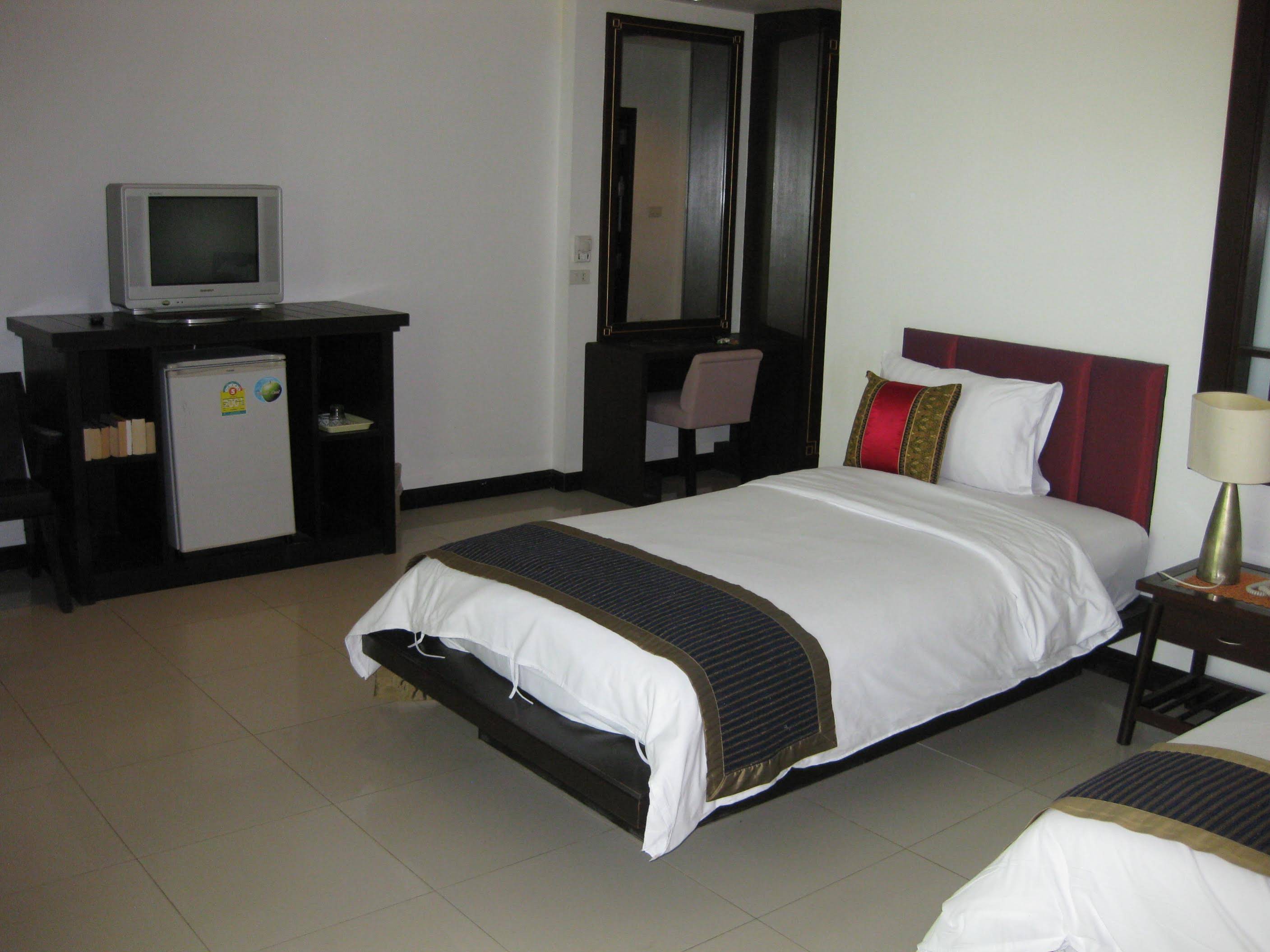 Phuket Naithon Resort