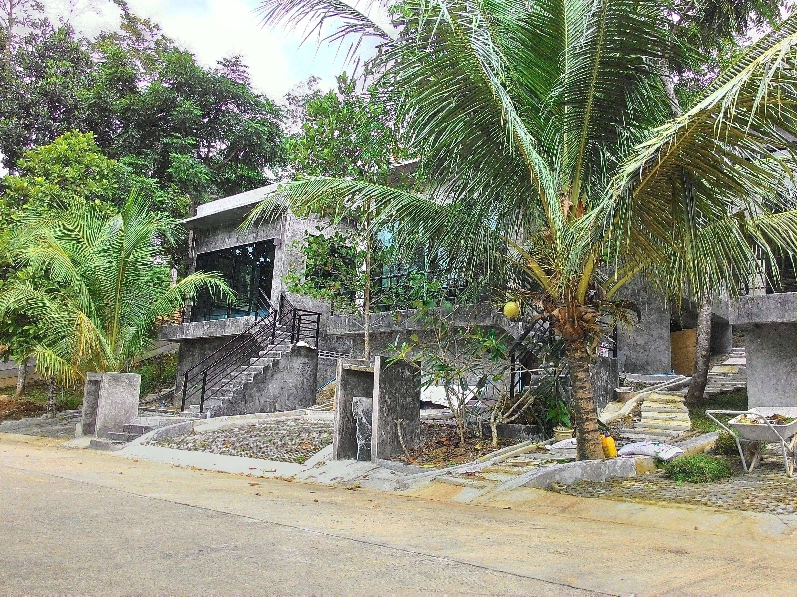 Phuchada Residence