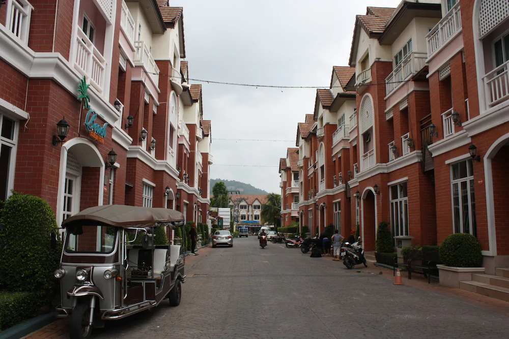 Phuket Racha Guesthouse