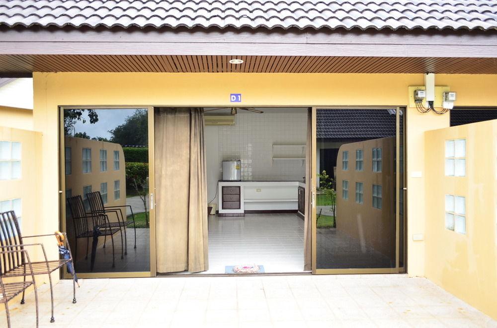 Phuket Siray Hut Resort