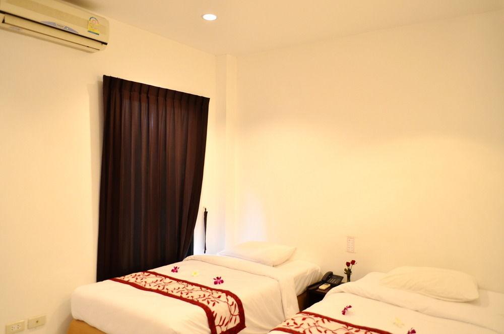 Phuket Siray Hut Resort