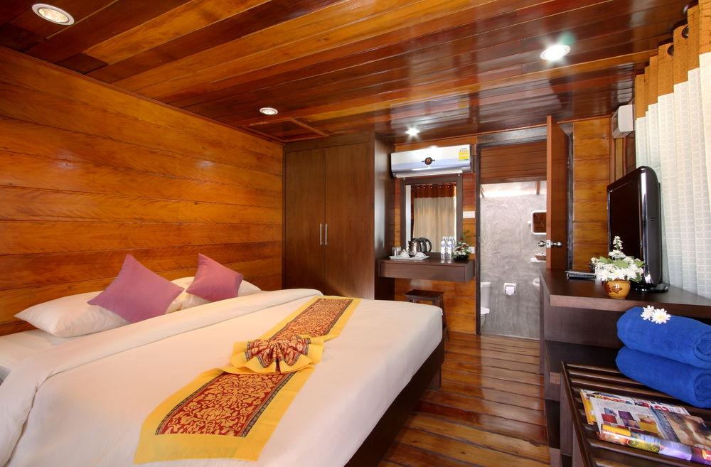 Phuket Siray Hut Resort