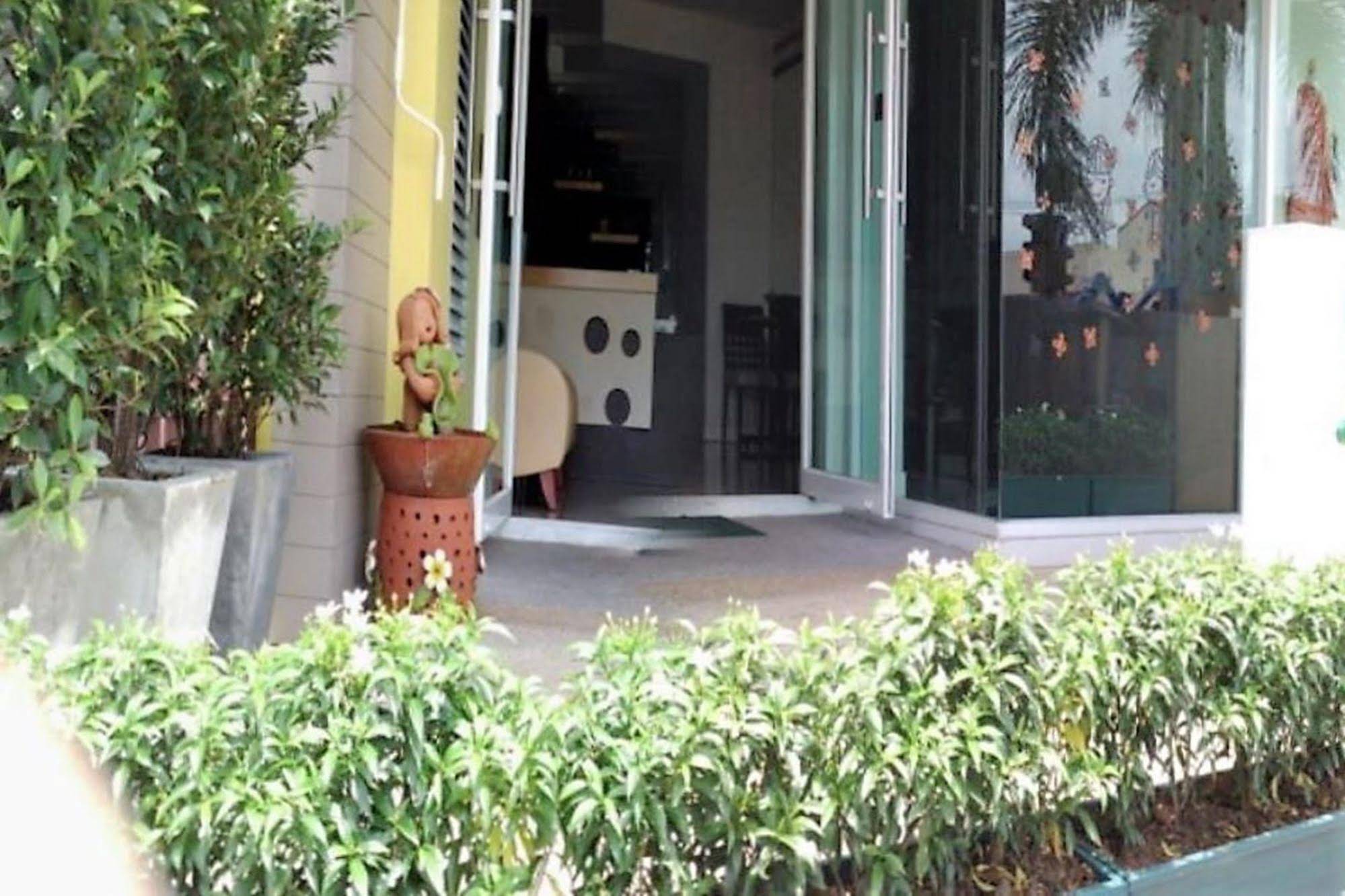 Phupara Place