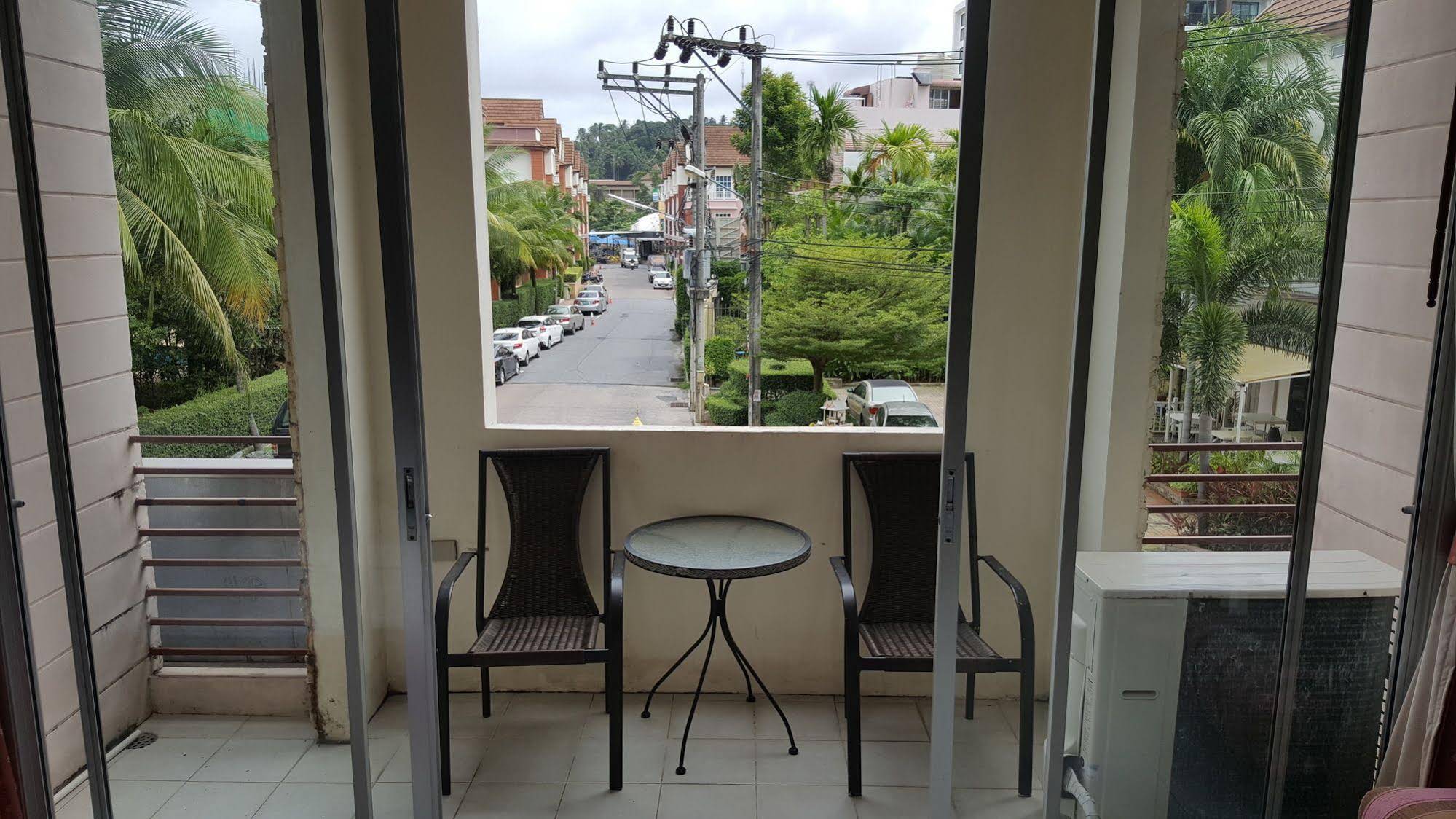 Pitstop Restaurant and Guesthouse