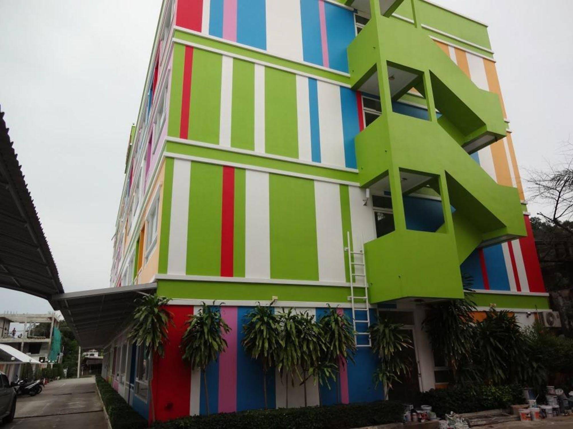 Plus Mansion