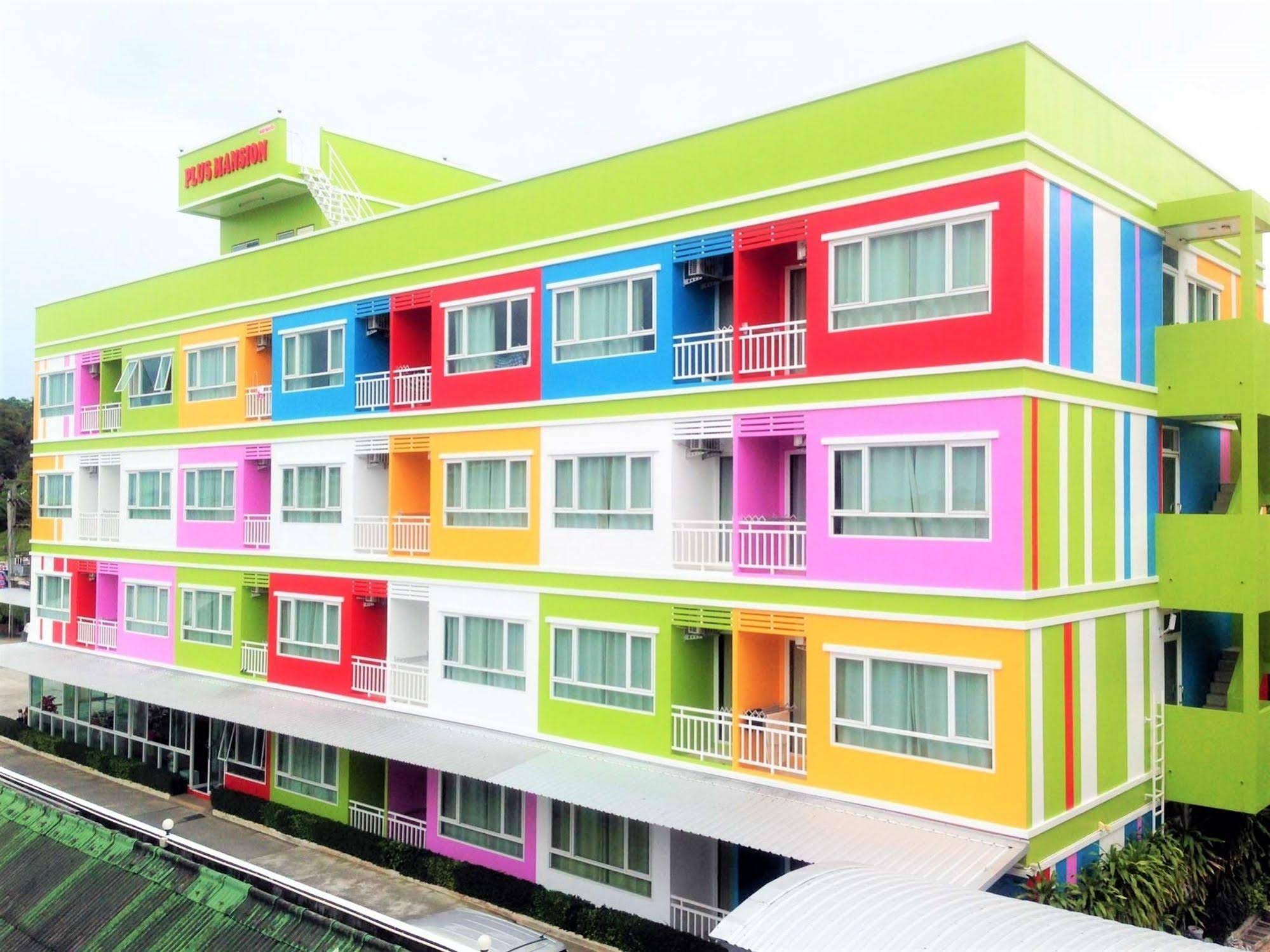 Plus Mansion