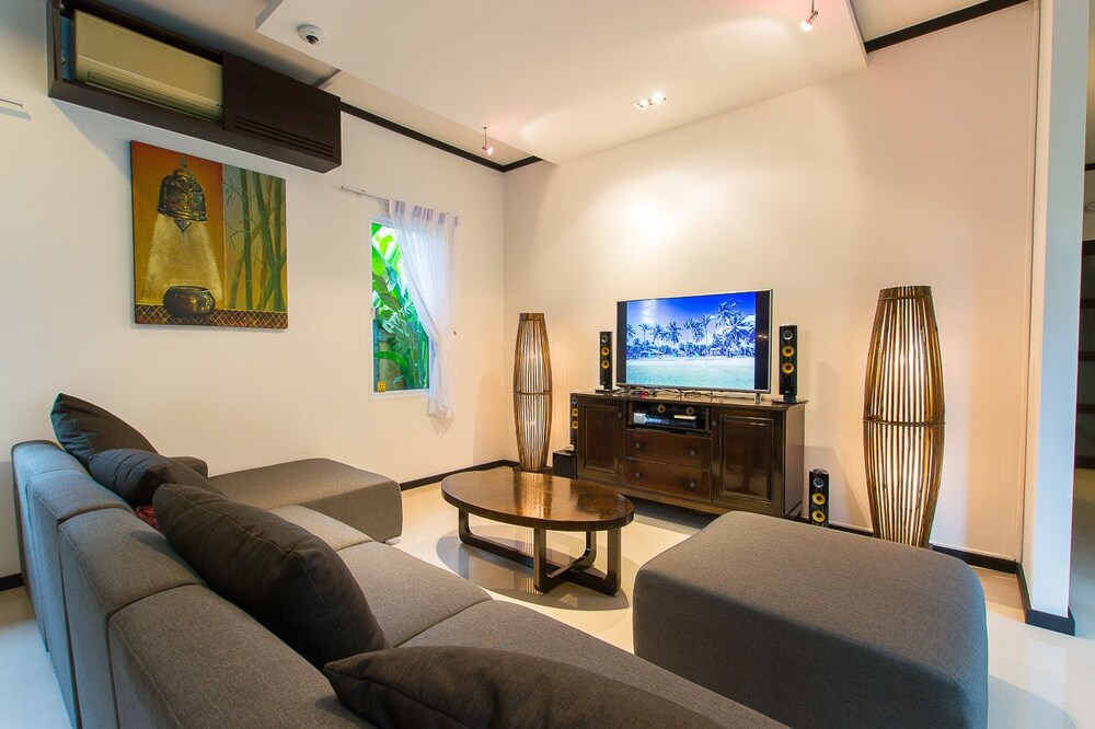 Prima Villa by Rents In Phuket